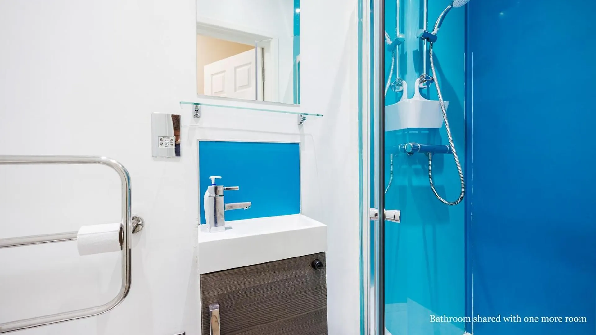 Chic Rooms In Spitalfields, London Guest house